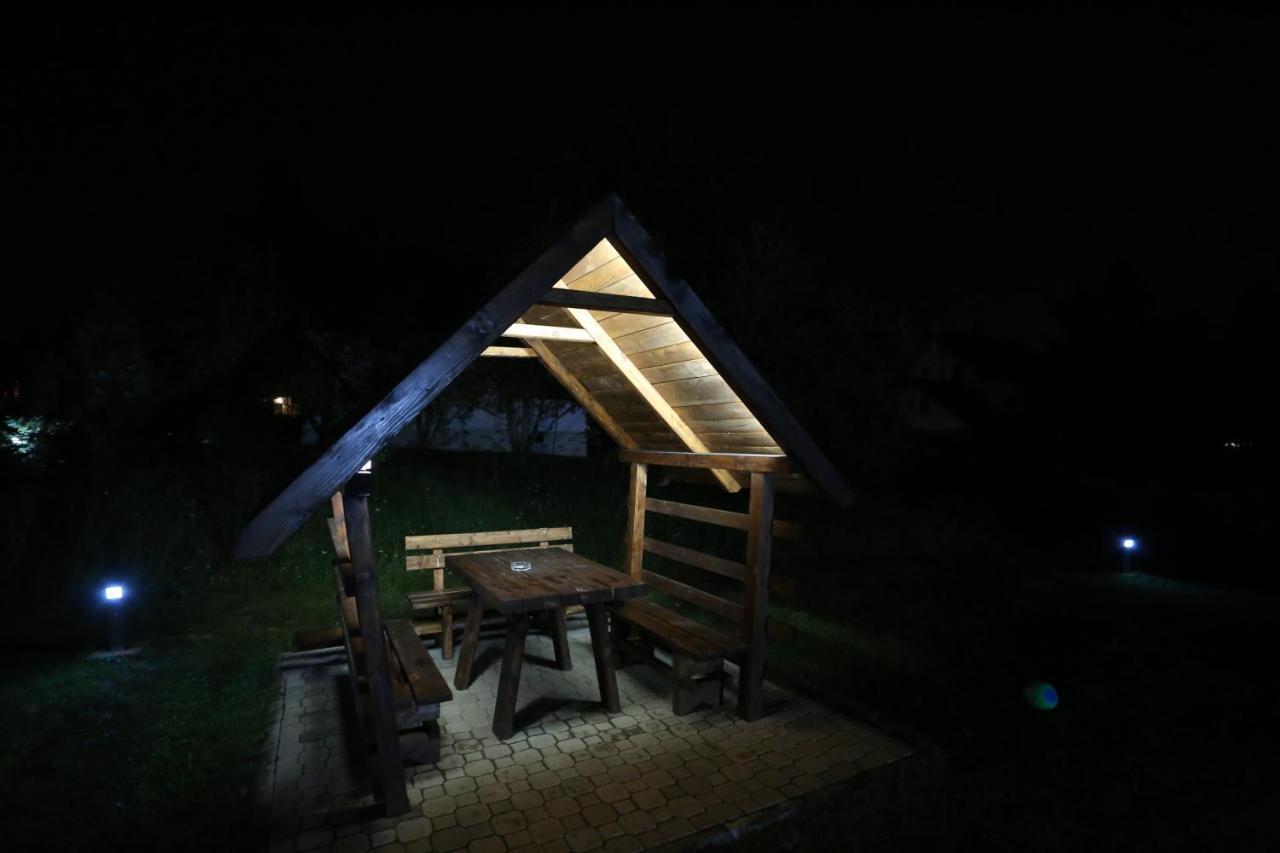 Mipet Apartmani Zlatibor Exterior foto